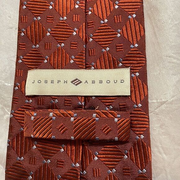 Joseph Abboud orange diamonds silk tie - Picture 3 of 5